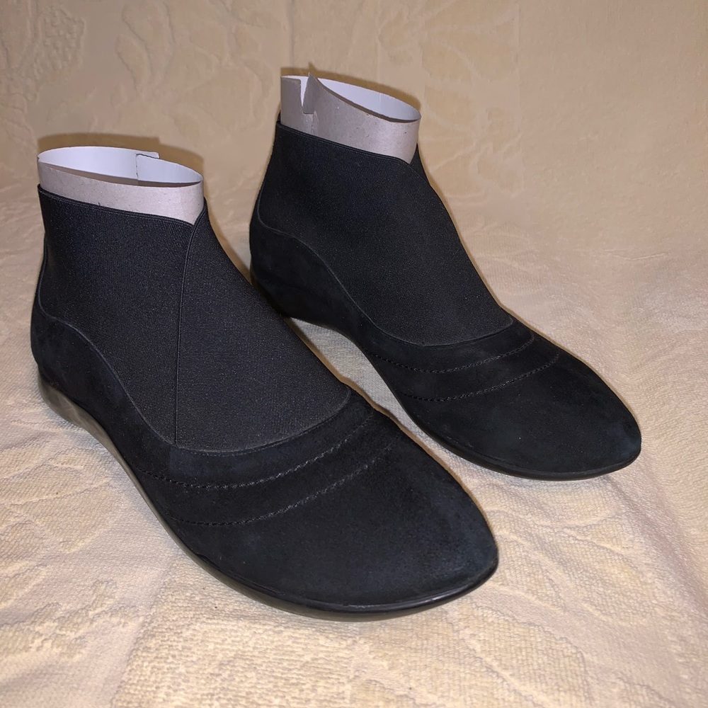 Charles Jordan shoes